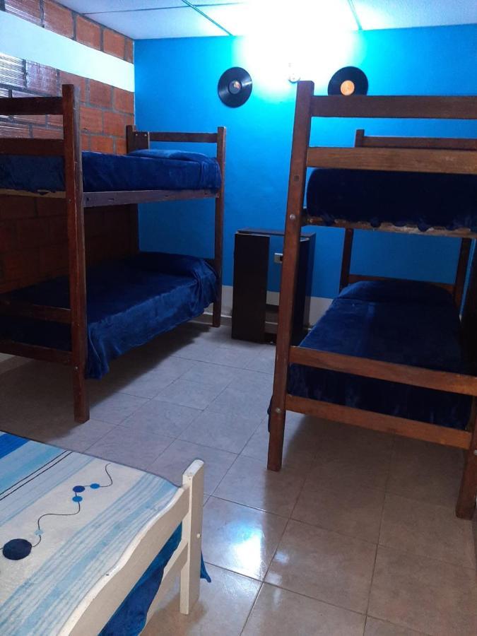 Plaza Hostel Sj 2 Salta Exterior photo